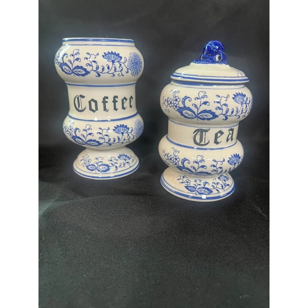 Vintage Blue Onion Style Tea &‎ Coffee Canisters Ceramic Jars Arnart Japan READ
